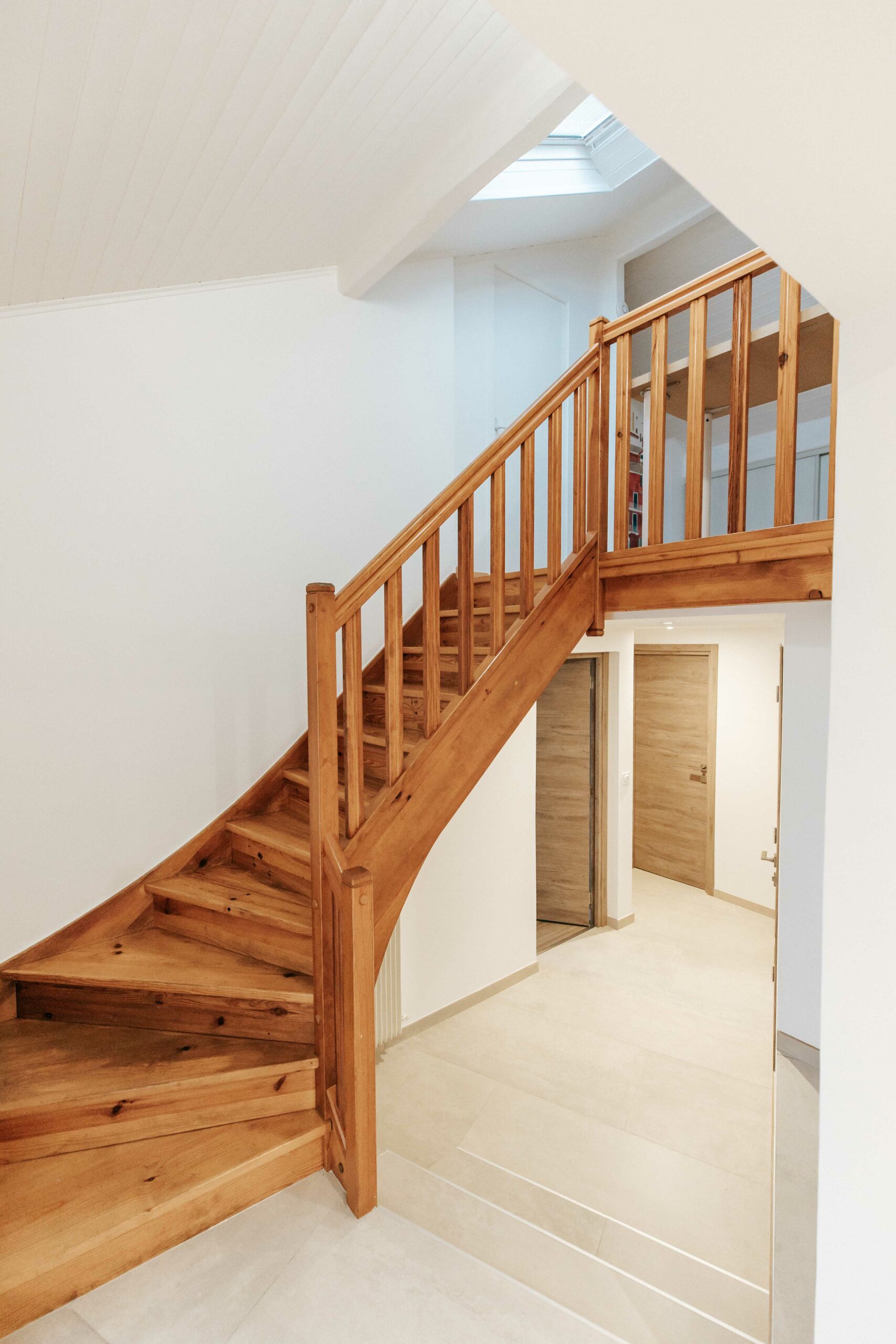 entreprise de rénovation Annecy cuisines, salle de bains et espace de vie sur mesure
