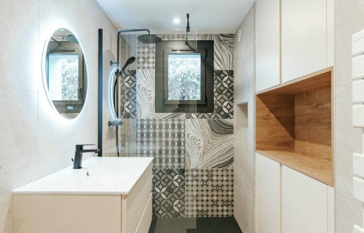entreprise de rénovation Annecy cuisines, salle de bains à Annecy et espace de vie sur mesure