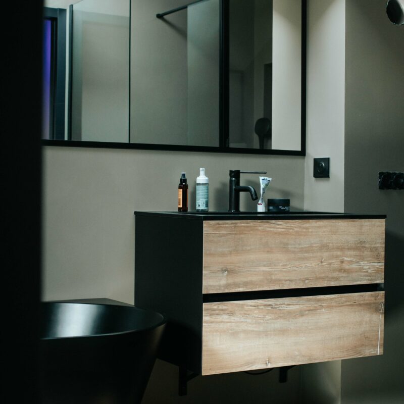 entreprise de rénovation Annecy cuisines, salle de bains et espace de vie sur mesure