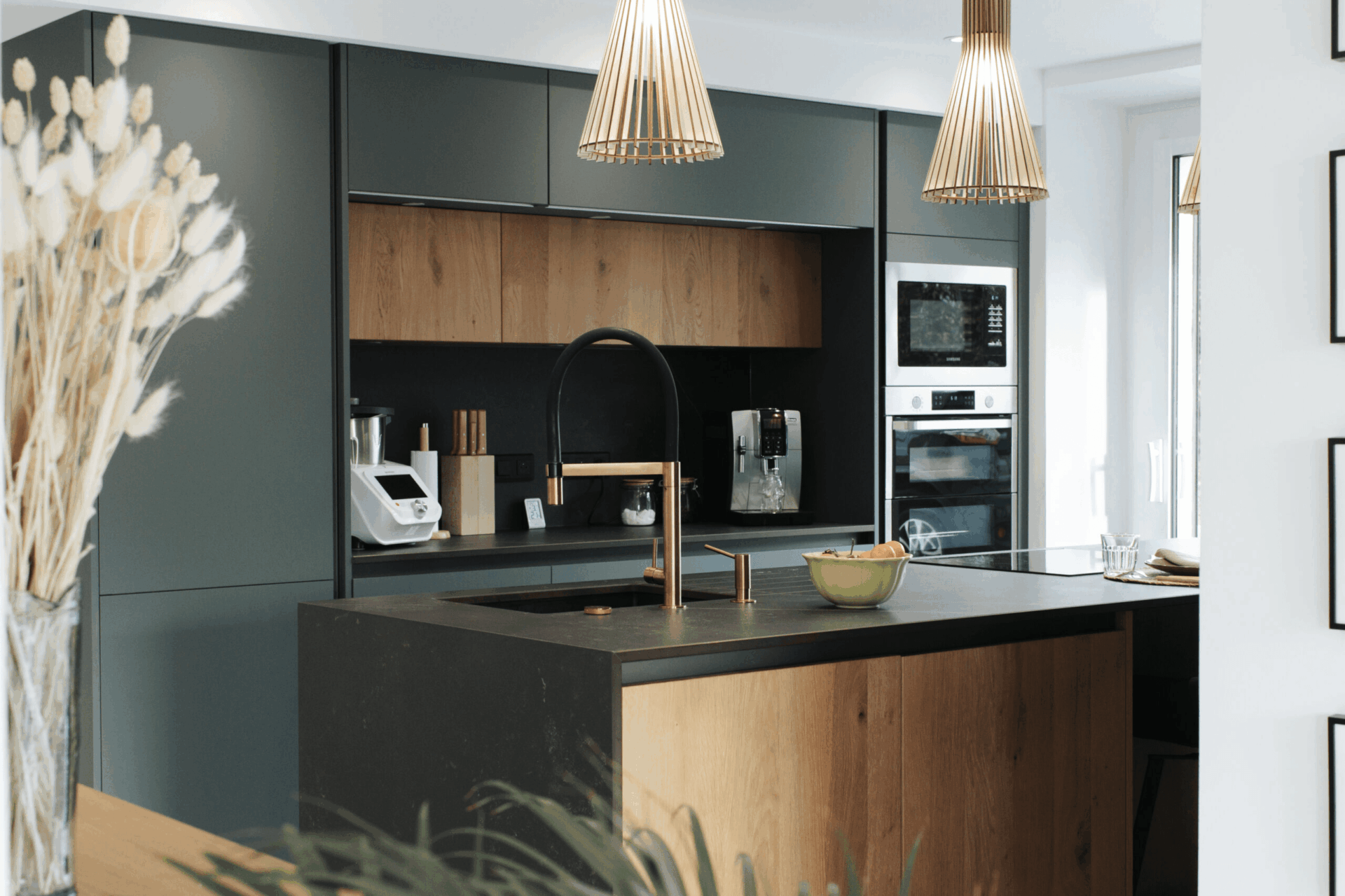 entreprise de rénovation Annecy cuisines, salle de bains et espace de vie sur mesure
