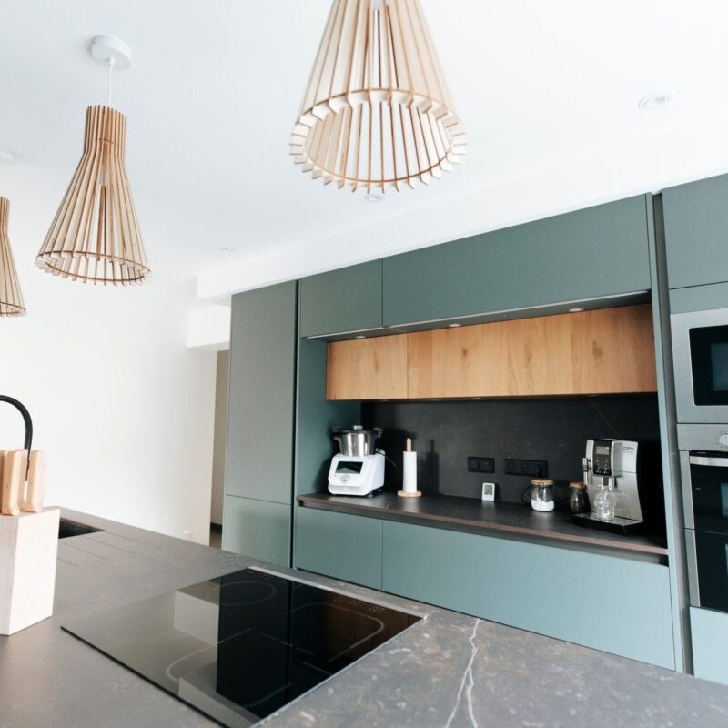 entreprise de rénovation Annecy cuisines, salle de bains et espace de vie sur mesure