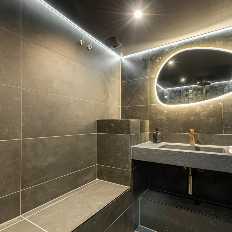 salle de bains à annecy style spa sur mesure par nuances creation